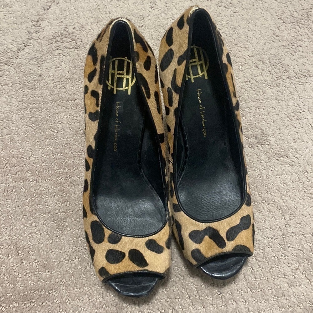 House of Harlow 1960 Leopard Peep Toe Court Shoes Size 8 US Womens‎